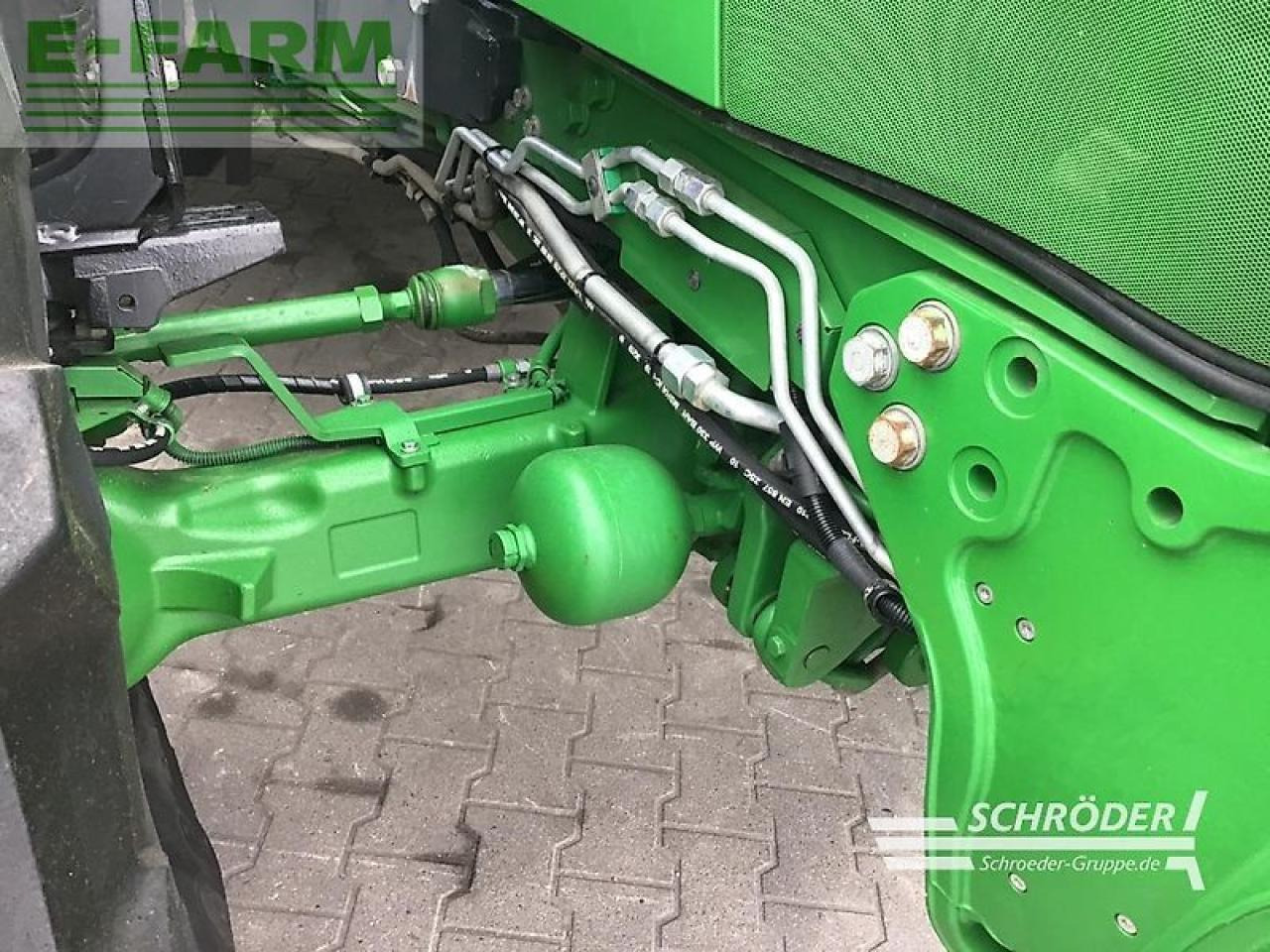 Трактор John Deere 6155 r: фото 16