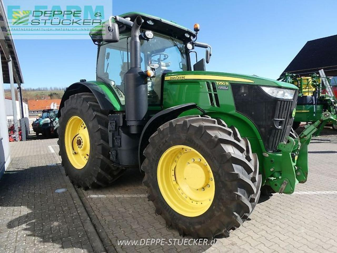 Трактор John Deere 7250r: фото 10