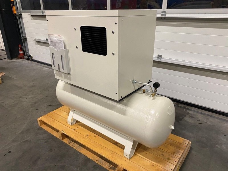 Новый Воздушный компрессор Fiac NewSilver 5.5 / 200 Silent 4 kW 450 L / min 10 Bar Elektrische Schroefcompressor met ketel: фото 6 Новый Воздушный компрессор Fiac NewSilver 5.5 / 200 Silent 4 kW 450 L / min 10 Bar Elektrische Schroefcompressor met ketel: фото 6