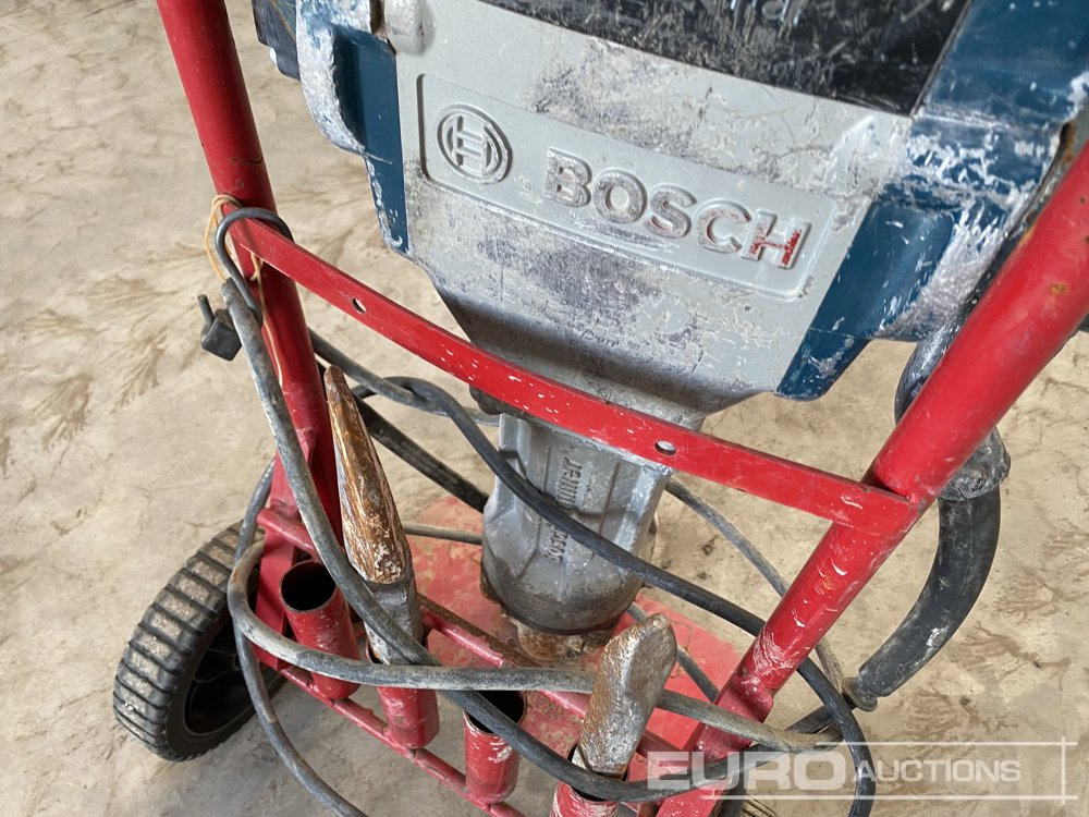 Строительное оборудование Bosch GSH27 110 Volt Breaker & Trolley: фото 9