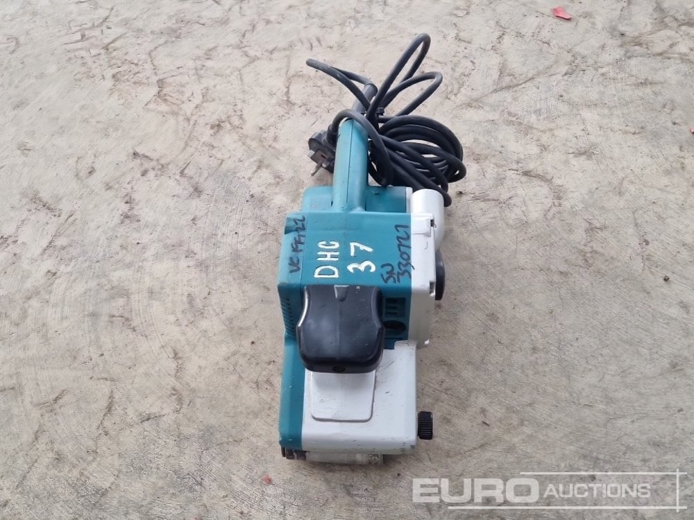 Строительное оборудование Makita 9404 240 Volt Belt Sander: фото 8