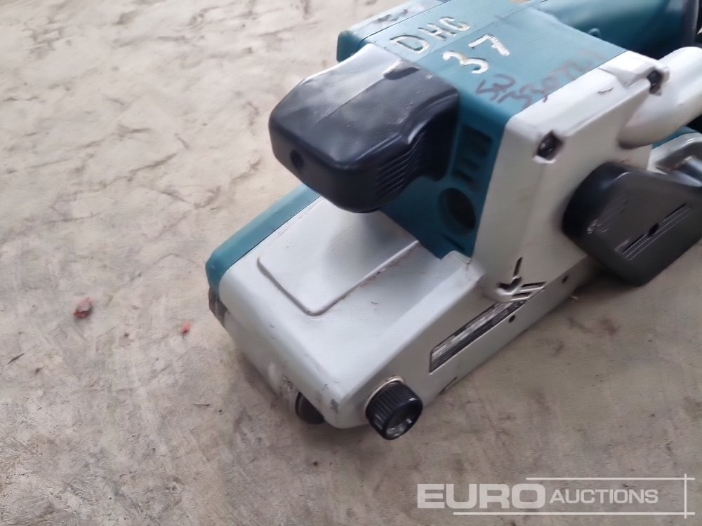 Строительное оборудование Makita 9404 240 Volt Belt Sander: фото 9